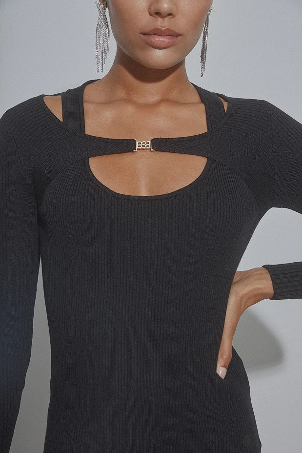 Ribbed sweater with bustier closure