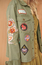 Cargar imagen en el visor de la galería, Gypsy Soul Military Shirt

